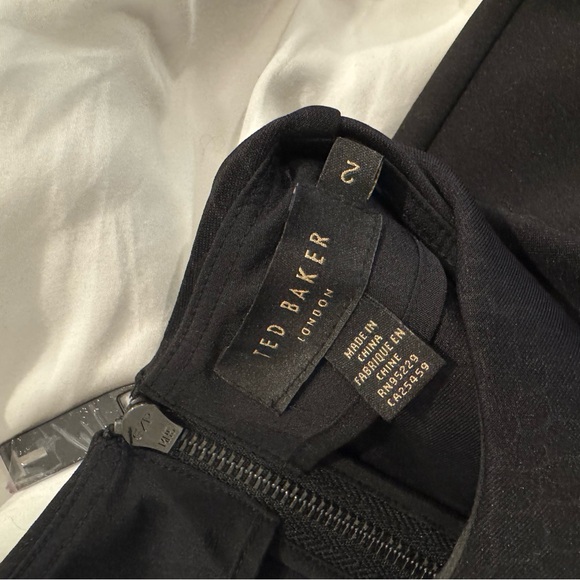 NWOT Ted Baker London Black Patterned Mini Dress - Picture 10 of 12